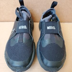 Nike Flex Runner 2 Black Flat Pewter-Anthracite Kids Shoe Size 13C DJ6040 001